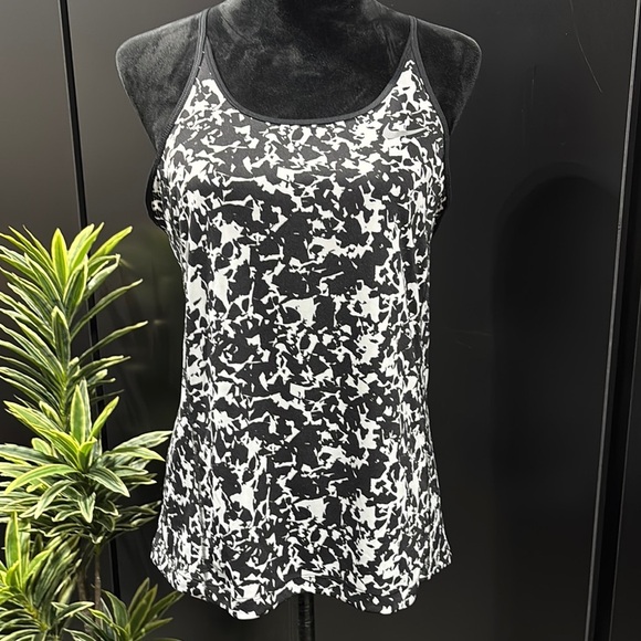 Nike Dri-Fit Thin Strap Y-back athletic tank, Swoosh reflective logo,pattern - Picture 2 of 10